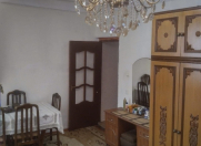 Satılır 2 otaqlı 52 m2 köhnə tikili Y.Günəşli