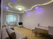 Satılır 4 otaqlı 110 m2 köhnə tikili 8 mkr