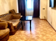 Satılır 2 otaqlı 60 m2 köhnə tikili Bakıxanov