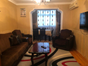 İcarəyə verilir 3 otaqlı 80 m2 köhnə tikili Nəriman Nərimanov m.