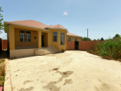 Satılır 7 otaqlı 170 m2 həyət evi Qobu