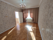 Satılır 3 otaqlı 75 m2 köhnə tikili 4 mkr