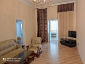 İcarəyə verilir 2 otaqlı 60 m2 köhnə tikili Sahil m.