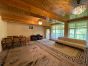 Satılır 4 otaqlı 180 m2 bağ evi Quba