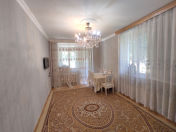 Satılır 2 otaqlı 50 m2 köhnə tikili 4 mkr