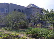 Satılır 6 otaqlı 200 m2 bağ evi Corat