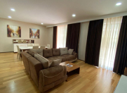 İcarəyə verilir 3 otaqlı 130 m2 yeni tikili 28 May m.