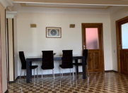 İcarəyə verilir 3 otaqlı 100 m2 köhnə tikili Nizami m.