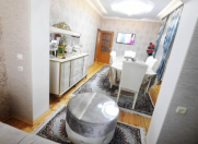 Satılır 3 otaqlı 90 m2 köhnə tikili 8 mkr