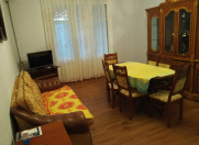 İcarəyə verilir 3 otaqlı 125 m2 köhnə tikili Nəsimi r.