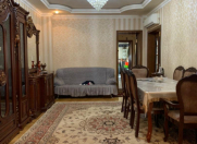 Satılır 4 otaqlı 106 m2 köhnə tikili Azadlıq prospekti m.