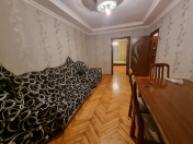 İcarəyə verilir 2 otaqlı 123 m2 köhnə tikili Hüseyn Cavid parkı