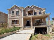 Satılır 8 otaqlı 300 m2 həyət evi Masazır