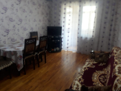 İcarəyə verilir 2 otaqlı 57 m2 köhnə tikili 7 mkr