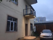 Satılır 7 otaqlı 200 m2 villa Keşlə bazarı