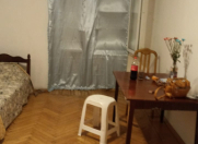 Satılır 1 otaqlı 37 m2 köhnə tikili İnşaatçılar m.