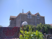 Satılır 6 otaqlı 300 m2 həyət evi Binə