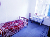 İcarəyə verilir 1 otaqlı 85 m2 köhnə tikili Heydər Əliyev Mərkəzi