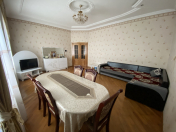 Satılır 6 otaqlı 200 m2 həyət evi 7 mkr