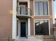 Satılır 6 otaqlı 190 m2 həyət evi Y.Günəşli