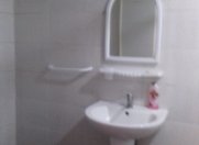 İcarəyə verilir 2 otaqlı 32 m2 köhnə tikili İnşaatçılar m.