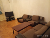 İcarəyə verilir 2 otaqlı 100 m2 köhnə tikili 28 May m.