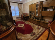 Satılır 4 otaqlı 100 m2 köhnə tikili Yeni Yasamal