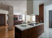 Satılır 4 otaqlı 137 m2 yeni tikili Bayıl