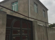 Satılır 6 otaqlı 180 m2 yeni tikili Qaraçuxur