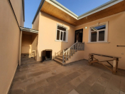 Satılır 3 otaqlı 100 m2 həyət evi Binəqədi