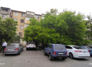 Satılır 3 otaqlı 62 m2 köhnə tikili İnşaatçılar m.