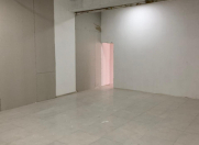 İcarəyə verilir 2 otaqlı 102 m2 obyekt İnşaatçılar m.