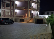 Satılır 7 otaqlı 616 m2 villa Badamdar