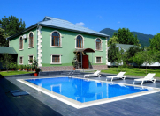 İcarəyə verilir 6 otaqlı 200 m2 həyət evi Qəbələ