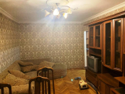 İcarəyə verilir 1 otaqlı 35 m2 köhnə tikili Nizami m.