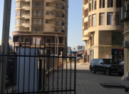 Satılır 6 otaqlı 304 m2 obyekt Şah İsmayıl Xətai m.