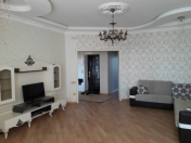 İcarəyə verilir 3 otaqlı 120 m2 yeni tikili Gənclik m.