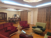 Satılır 3 otaqlı 160 m2 yeni tikili Gənclik m.