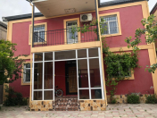 Satılır 6 otaqlı 180 m2 həyət evi Xətai r.