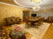 Satılır 5 otaqlı 250 m2 yeni tikili Nizami m.