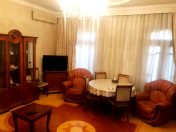 İcarəyə verilir 3 otaqlı 70 m2 köhnə tikili Nərimanov r.