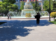 Satılır 3 otaqlı 100 m2 köhnə tikili Sahil m.