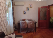 Satılır 2 otaqlı 63 m2 köhnə tikili Həzi Aslanov