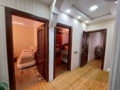 Satılır 3 otaqlı 74 m2 köhnə tikili Qaraçuxur