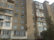 İcarəyə verilir 3 otaqlı 80 m2 köhnə tikili Nəsimi r.
