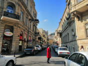 Satılır 4 otaqlı 131 m2 obyekt Axundov bağı