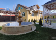 İcarəyə verilir 4 otaqlı 160 m2 bağ evi Şəki