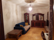 Satılır 5 otaqlı 103 m2 köhnə tikili İnşaatçılar m.