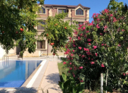 Satılır 6 otaqlı 330 m2 bağ evi Albalı