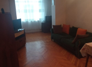 Satılır 3 otaqlı 75 m2 köhnə tikili Şah İsmayıl Xətai m.